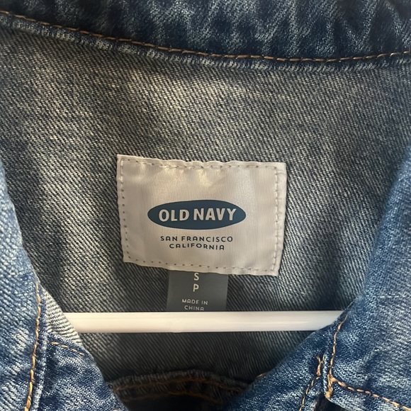 Old Navy Small blue jean jacket - Picture 2 of 3
